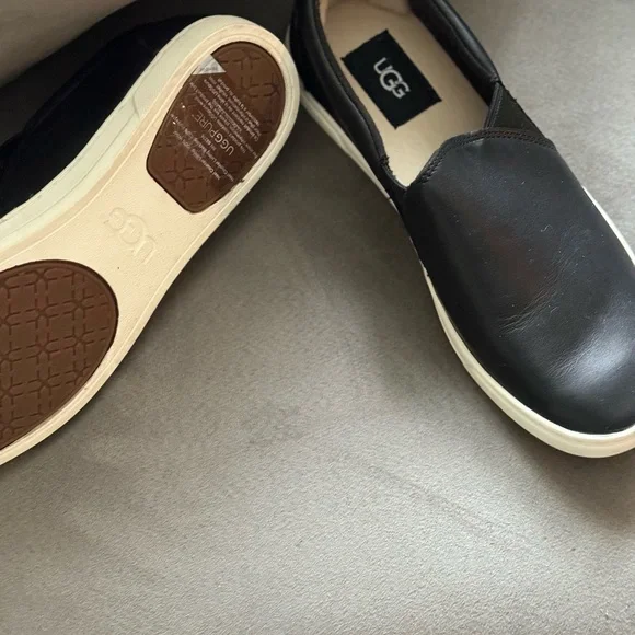 Ugg shoes - Picture 5 of 6